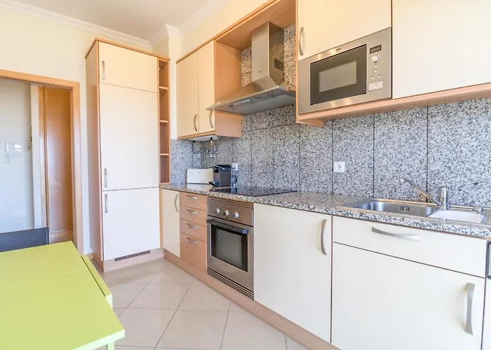 #028 T1 Orada By Holidays * Albufeira